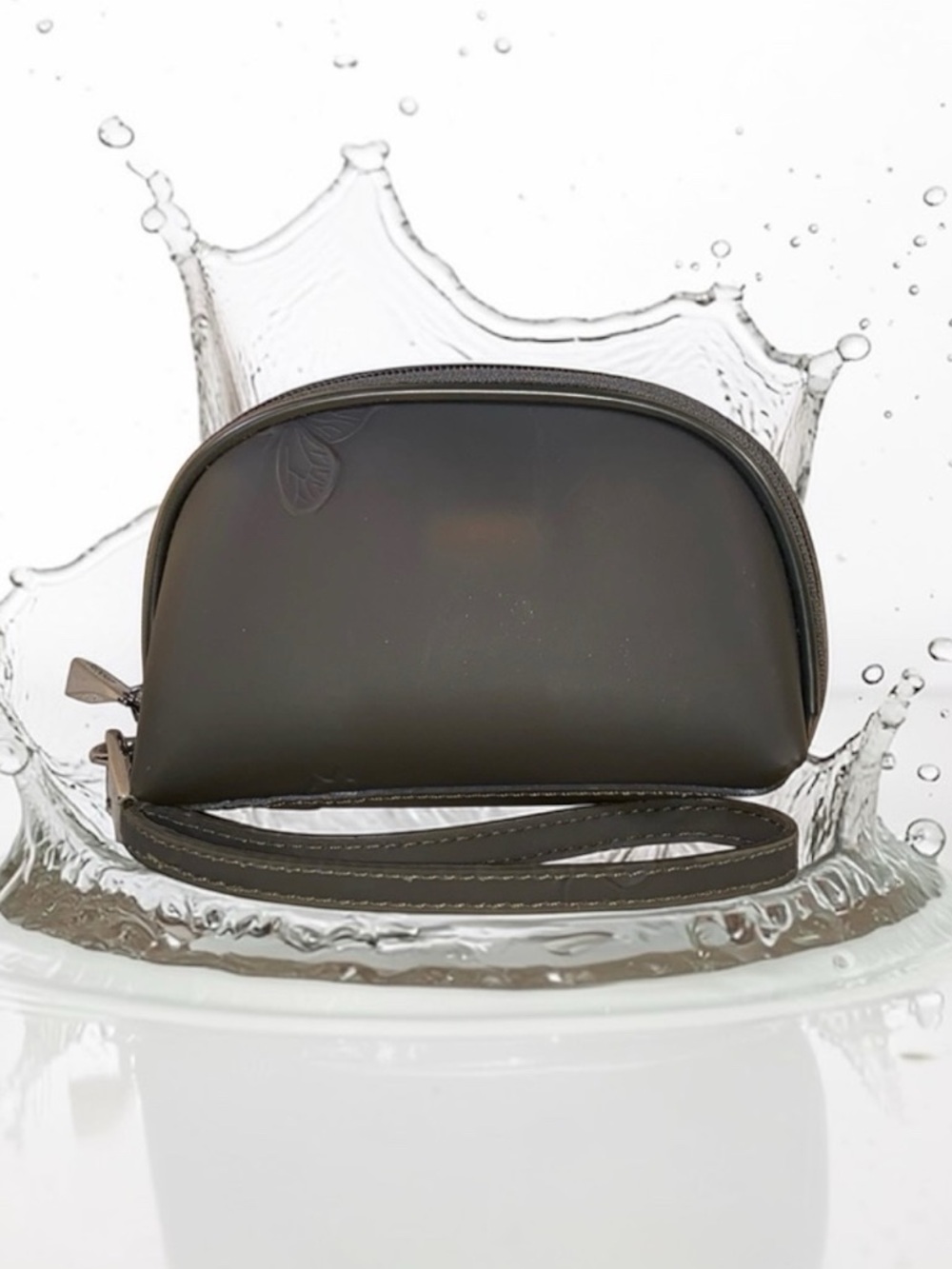 NWOT Besso rubber jelly wristlet 💝